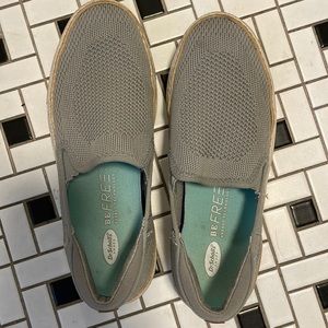 Dr.Scholl’s slip on gray tennis.